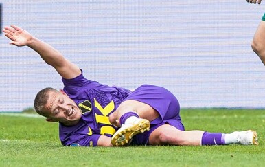 Horor-ozljeda poznatog nogometaša! Kamere sve uhvatile, prizori su uznemirujući