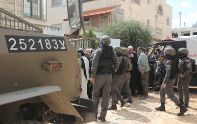 Izraelske snage ispalile suzavac na učenike tijekom prosvjeda na Zapadnoj obali