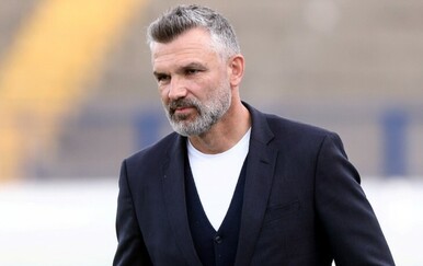 Trener Tomislav Stipić privukao poglede na utakmici Vukovara i Dinama