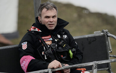 Raspudić prozvao Hajdaš Dončića zbog jakne: SDP traži da o kandidatima za ustavne suce odlučuju svi zastupnici