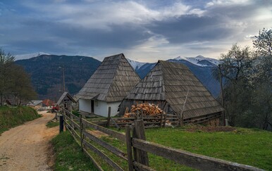 Skriveni dragulj: Planinsko selo Obojak u kojem možete doživjeti nestvarnu ljepotu i mir