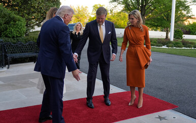 Trump ugostio nizozemskog kralja i kraljicu, neugodan trenutak zabilježen kamerom