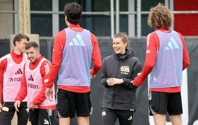 Marie-Louise Eta odradila prvi trening s nogometašima: Na njemu i brončani Hrvat