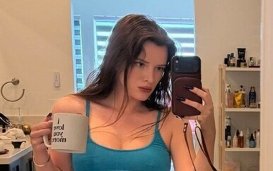 "Pada Instagram!" Bella Thorne iznenadila objavom u donjem rublju koje ne pokriva baš sve