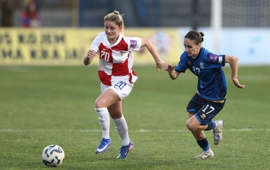 VIDEO Hrvatica zabila gol života iz slobodnog udarca