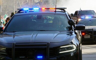 Policajac nije znao da ga kamera snima, a njegov potez odjeknuo je internetom