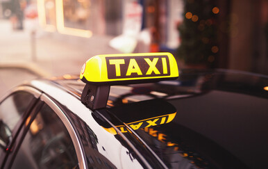 Taksisti će morati prikazati maksimalnu cijenu i planiranu rutu