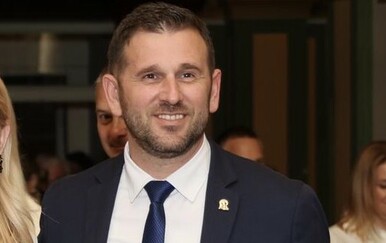 Tomislav Šuta i Matilda Šuta na premijeru opere "Ero s onga svijeta" u Splitu