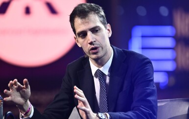 Kako je francuski Mistral mimo Amerike uspio izgraditi AI carstvo vrijedno 14 milijardi dolara