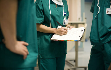 Mnogi Amerikanci balansiraju između zdravlja i bankrota