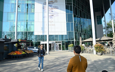 Zbog dojave o bombi evakurana su tri trgovačka centra