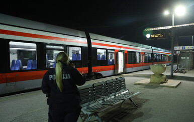 Policija i vlak, ilustracija