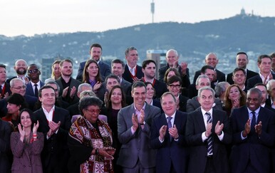 Sánchez okupio međunarodni lijevi front, stigao i hrvatski političar