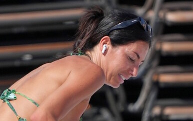 Elisabetta Gregoraci na plaži u Miamiju