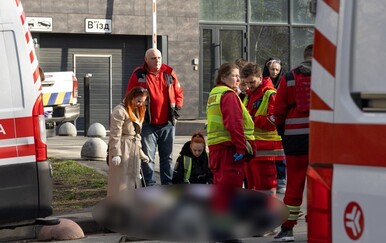 Najmanje petero mrtvih u pucnjavi u Kijevu, policija ubila napadača