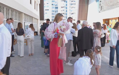 Počela sezona krštenja i pričesti, uz veće cijene i pune restorane