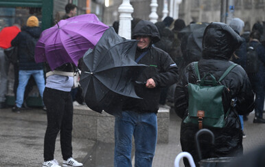 Zagreb i sjeverozapadnu Hrvatsku zahvatili pljuskovi, DHMZ izdao žuti alarm