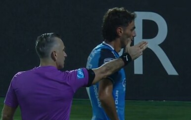 VIDEO Stoper isključen nakon dva žuta kartona u istoj akciji