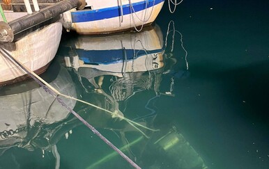 FOTO Drama na Krku: Automobil završio u moru, vatrogasci pojurili u akciju spašavanja