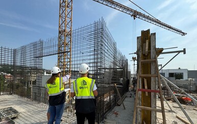 NASLOV: Utjecaj krize u Hormuškom tjesnacu na hrvatsko građevinarstvo: Hoće li globalni potresi drastično poskupiti domaće kvadrate?