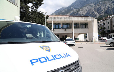 Dojave o bombama u više škola u Splitsko-dalmatinskoj županiji