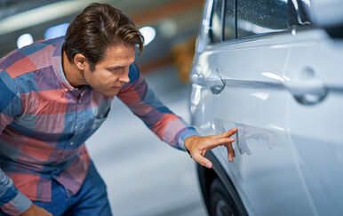 U pokušaju prijevare osiguravajuće kuće koristili kostim medvjeda