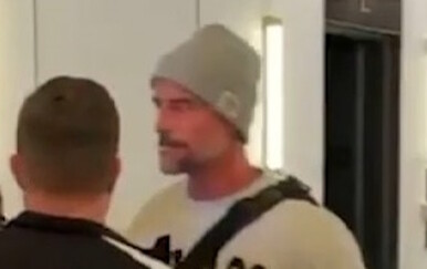 Kečer CM Punk napao fana