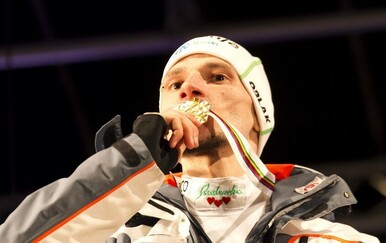 Poznati Slovenac "mrtav pijan" skrivio nesreću: Helikopterom ga odveli u bolnicu