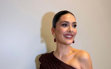 Berguzar Korel - 3
