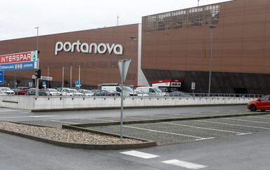 Dojava o bombi u osječkoj Portanovi: Policija s dugim cijevima blokirala centar, stvaraju se ogromne gužve