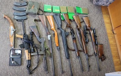 Naoružan do zuba: Policija upala u dom 54-godišnjaka iz Koprivnice, pogledajte što su sve pronašli