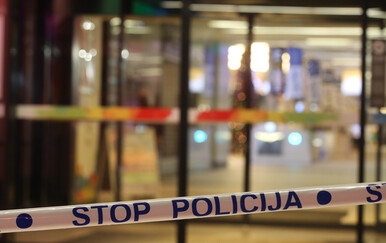Dojave o bombama u trgovačkim centrima u Rijeci