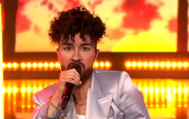 Dora Trogrlić kao Bad Bunny u showu Tvoje lice zvuči poznato