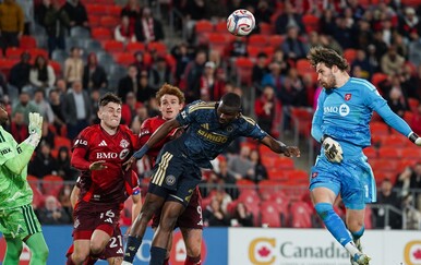 VIDEO Toronto slavi vratara Hrvata: Došao na posljednji napad pa zabio glavom u stilu najvećih majstora