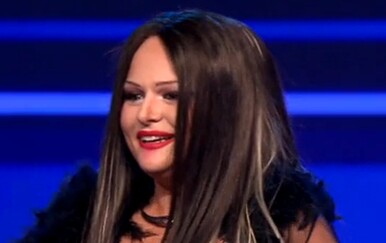 Laura Sučec kao Colonia u showu Tvoje lice zvuči poznato