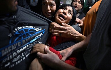 Fotografija razdvojene migrantske obitelji najbolja novinska fotografija 2026.