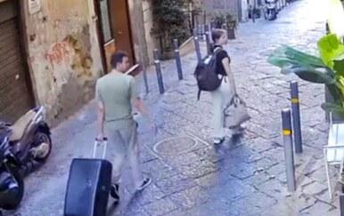 Tragedija u Napulju: dječak ubio turisticu bacivši kipić, roditeljima prijeti zatvor