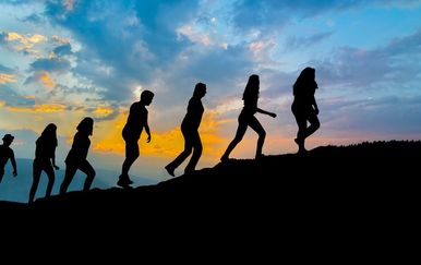 Prema “teoriji 7 prijatelja”, ovo su jedini ljudi koje trebate u svom krugu