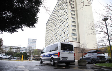 Tri osobe predane policiji nakon neovlaštenog upada na konferenciju o sigurnosti