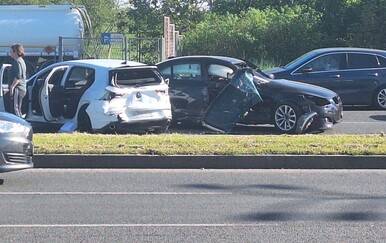 Dogodila se prometna nesreća na Zagrebačkoj aveniji