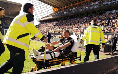 Zvijezda otpala za SP? Urlao je od bolova, iznijeli su ga na nosilima