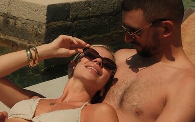 Zaručila se influencerica Petra Dimić