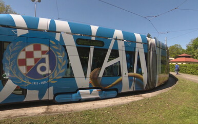 Ovako je Zagreb proslavio 115. rođendan Dinama: Poseban tramvaj i tisuće navijača