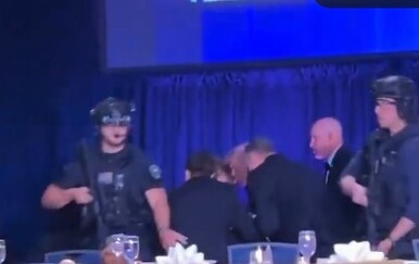 Širi se snimka pada Donalda Trumpa nakon pucnjave