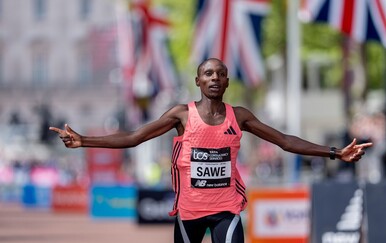 Sabastian Sawe postao je prvi čovjek koji je istrčao maraton za manje od dva sata