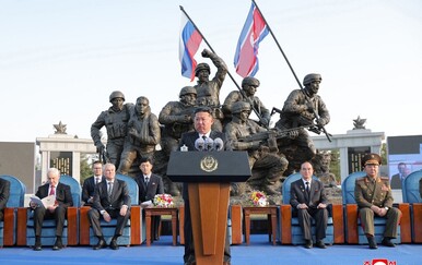 Priznanje gubitaka: Što otkrivanje spomenika u Pjongjangu govori o stvarnom utjecaju Sjeverne Koreje na fronti?