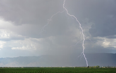 Od udara gromova preminulo 14 osoba u Bangladešu