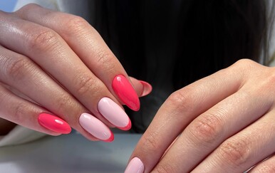 Odmak od klasike: Francuska manikura u bojama izgleda sjajno