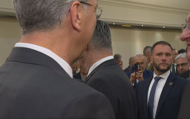 Premijer i predsjednik na istom događaju, ali bez međusobne komunikacije.