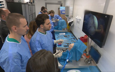 Neobičan prizor u bolnici Sveti Duh, specijalizant: "Nisam mislio da ću u šleperu učiti"